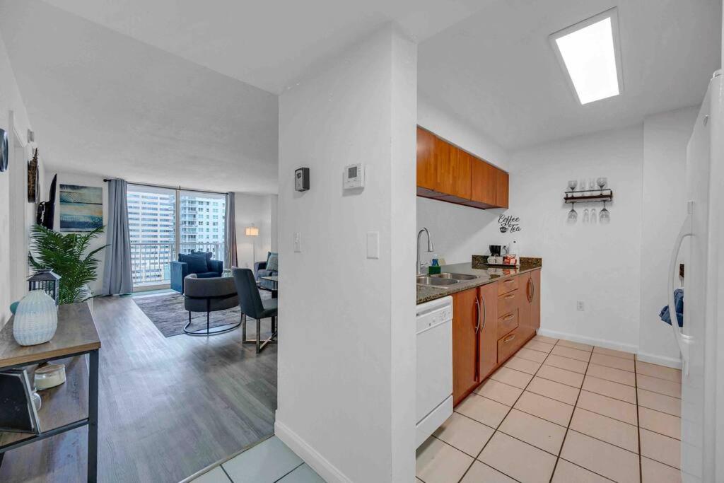 Spacious 1Bedroom Unit Brickell-Free Parking Miami Exterior photo